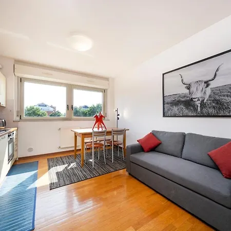 Le Gelsomine - With Free Parking And Elevator Apartment Udine