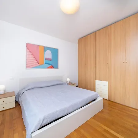 Le Gelsomine - With Free Parking And Elevator Apartment *