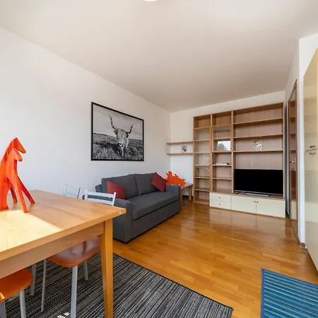 Le Gelsomine - With Free Parking And Elevator